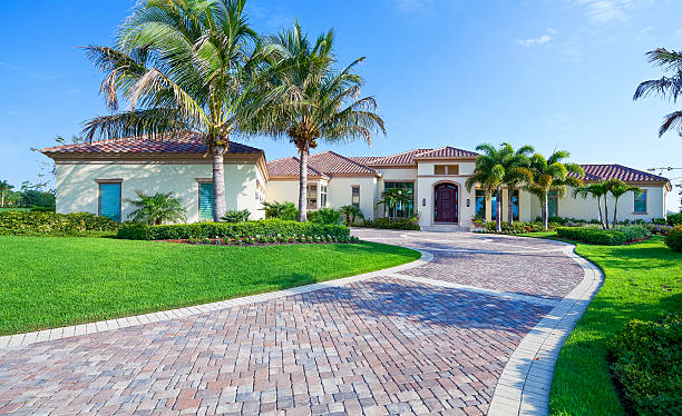 Best Driveway Paving Contractor  in Yorktown, IN